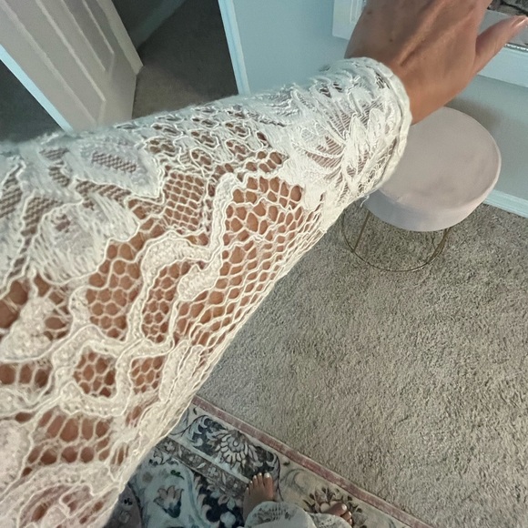 Tadashi Shoji wedding dress - Picture 8 of 15